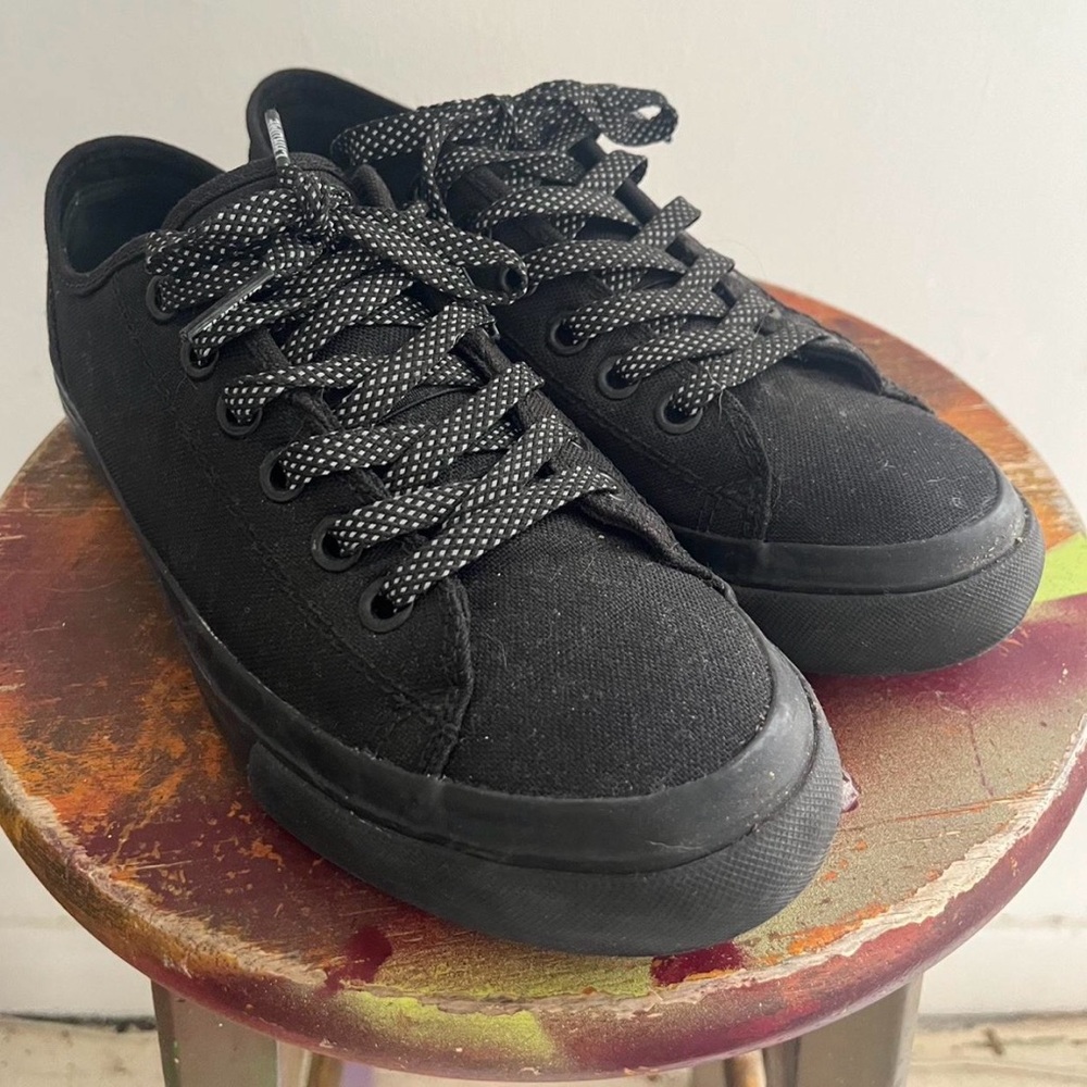 Stylish Black Canvas Sneakers